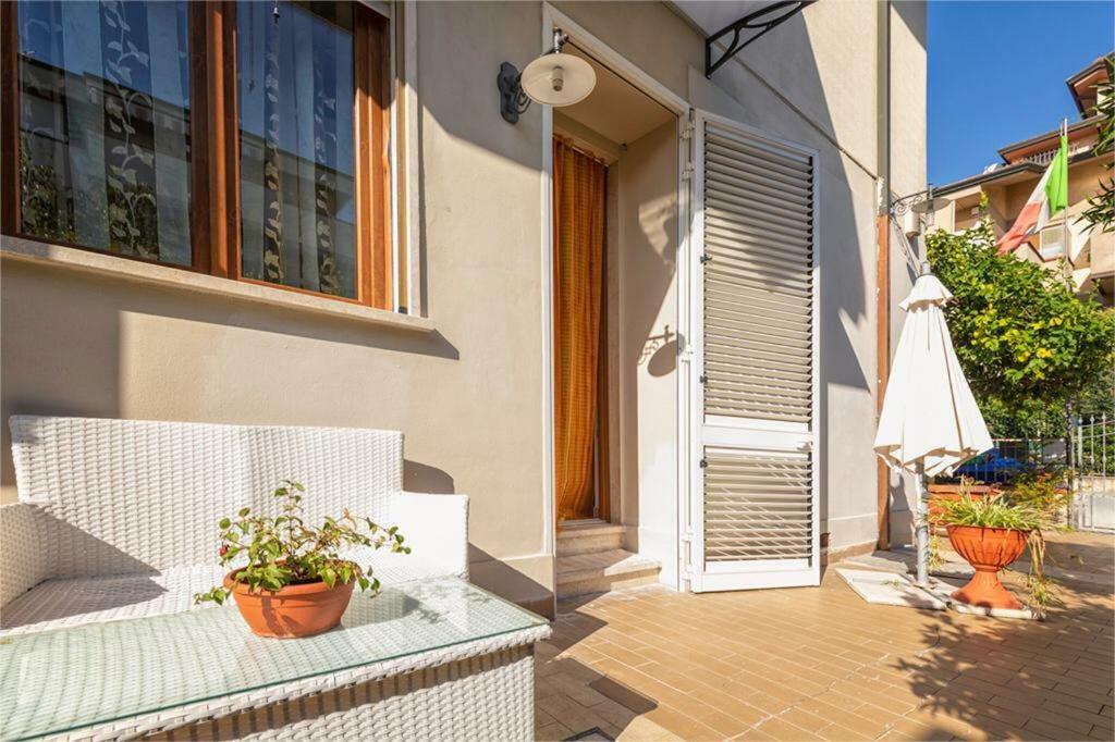 ホテル Casa Di Marina ヴィアレッジョ エクステリア 写真